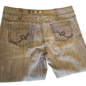 Roca Wear women`s washed our Studded women`s washed our Studded Jeans size 9